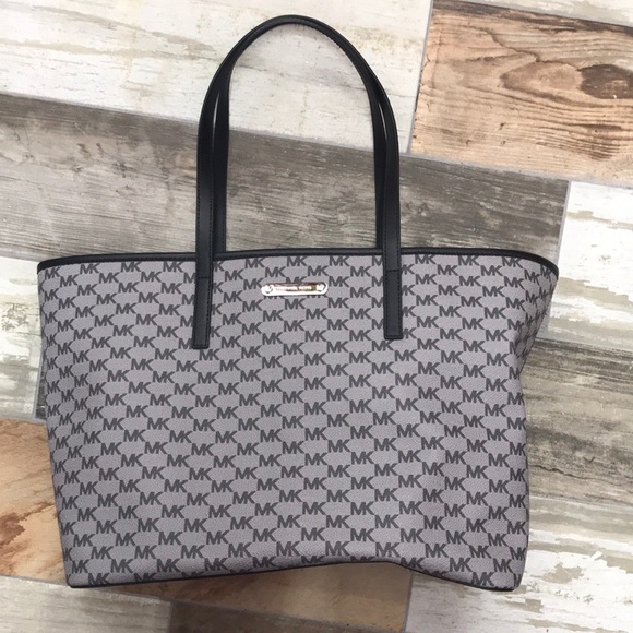 mc kors bag